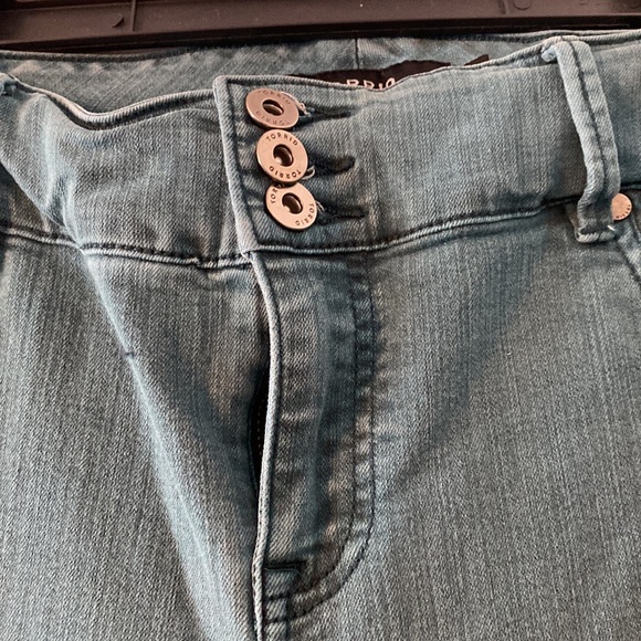 Torrid Jeans - Picture 2 of 5